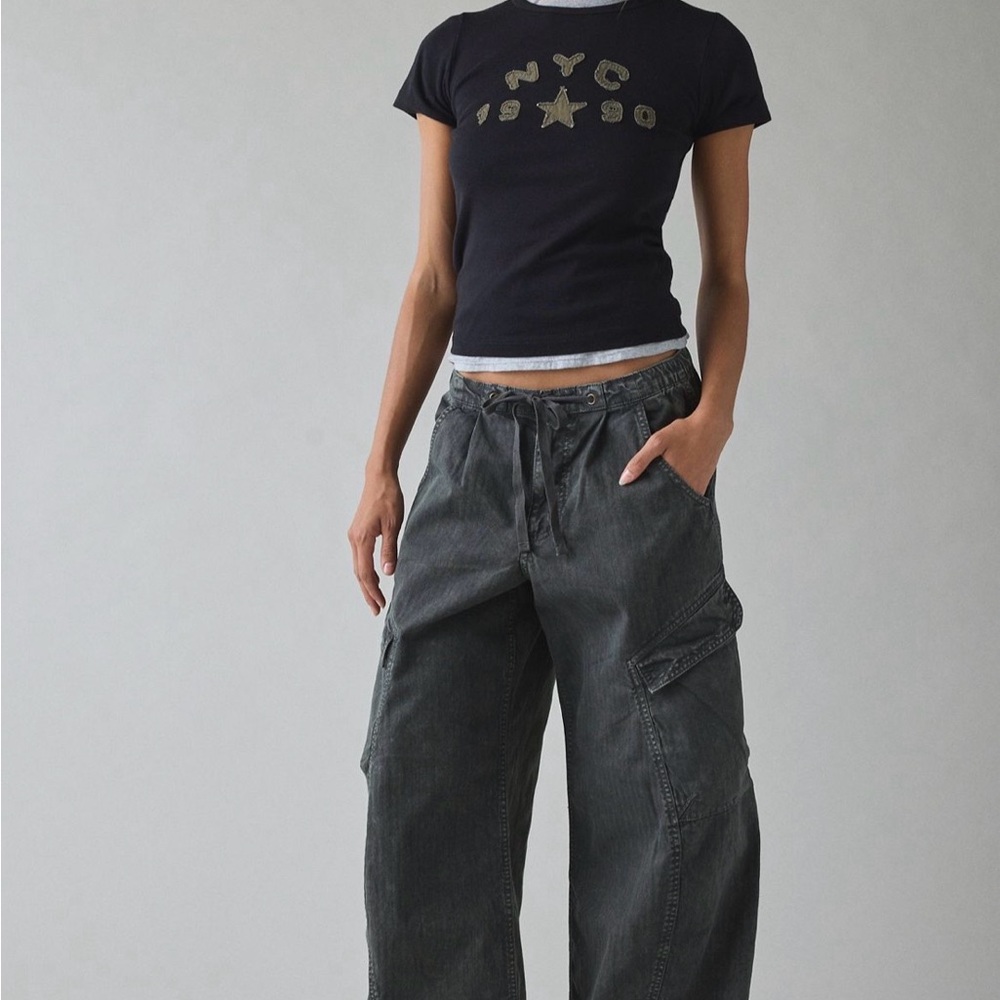 NWT Urban Outfitters BDG Cocoon Baggy Barrel Leg Cargo Pant